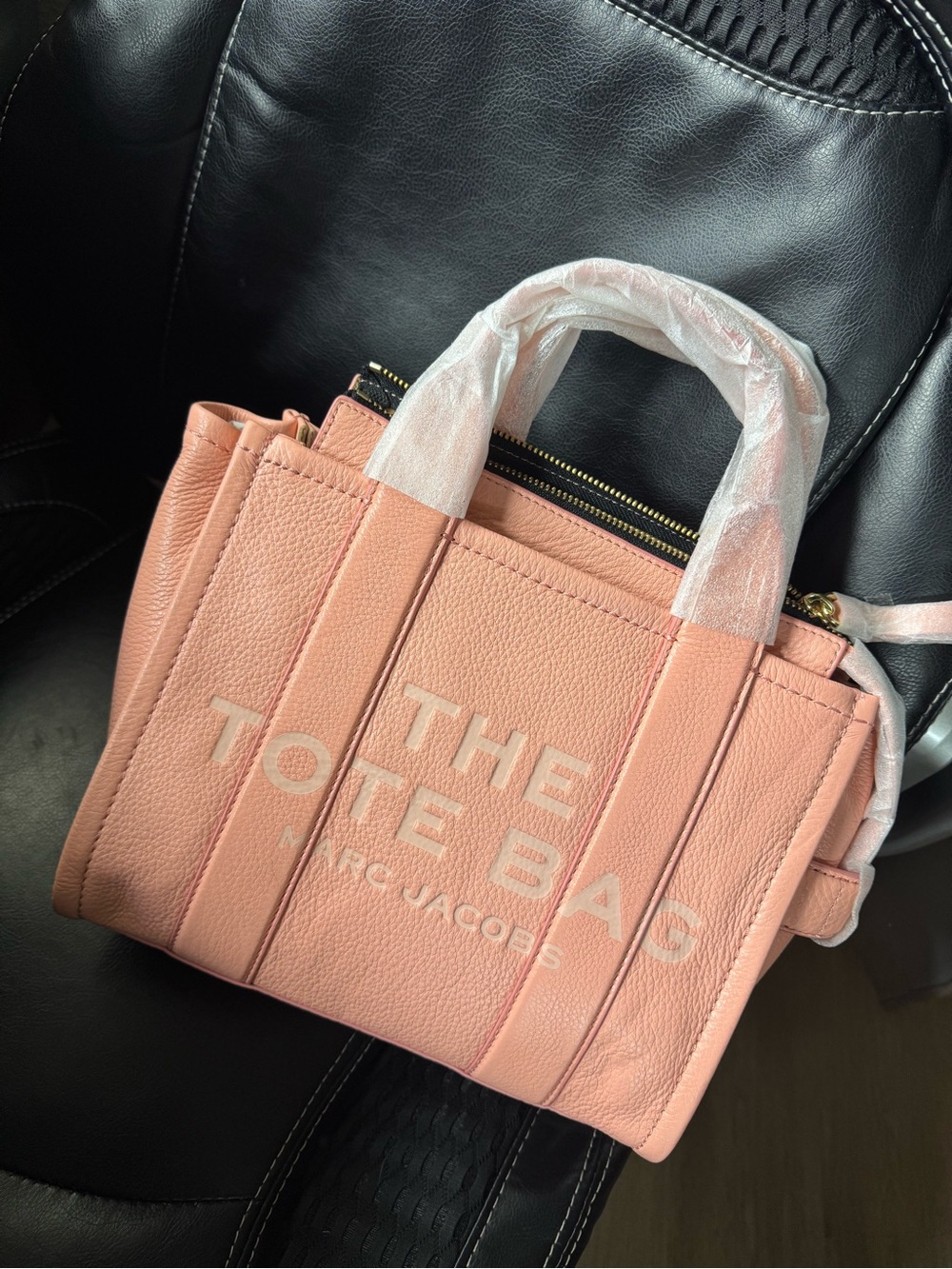 Marc Jacobs Small Leather The Tote Bag - Southern Peach